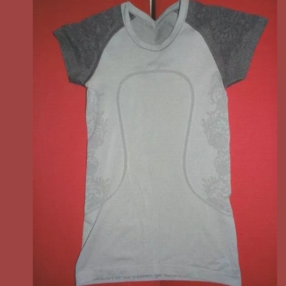 RARE Lululemon Run Swiftly Tech Short Sleeve Shirt - Picture 5 of 6